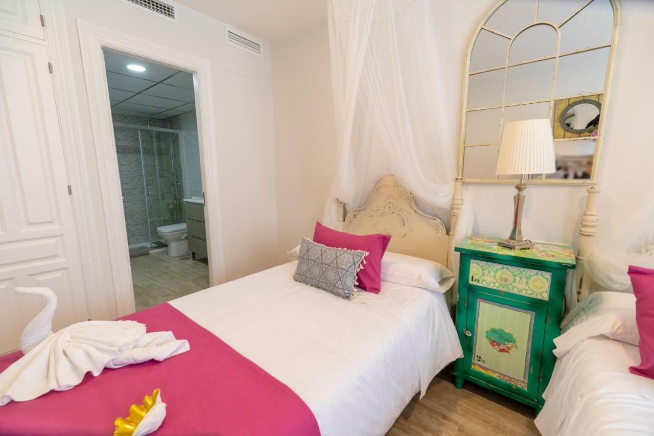 A&S Apartamentos Малага Экстерьер фото